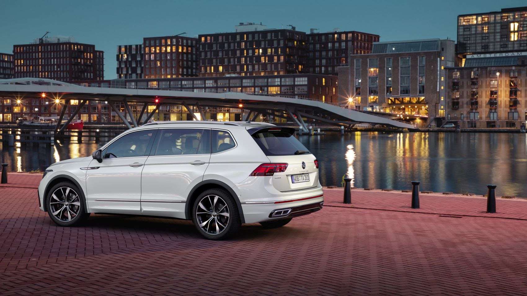 Volkswagen Tiguan technical specifications and fuel economy
